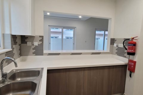 טאונהאוס למכירה ב Dubai Land, Dubai, איחוד האמירויות  4 חדרי שינה, 236.90 מ"ר, מספר 113619 - תמונה 6