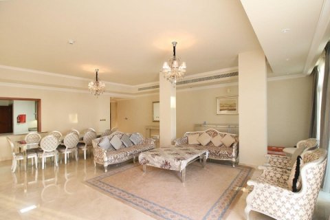 Radový dom v Palm Jumeirah, Dubai, SAE 4 spálne, 519 m2 č. 114205 - Fotografia 7