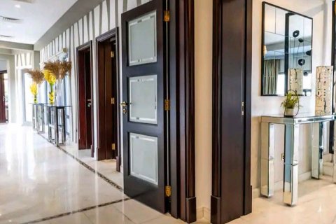 Villa à vendre à  Palm Jumeirah, Dubai, EAU 6 chambres, 976 m2 № 316185 - photo 19