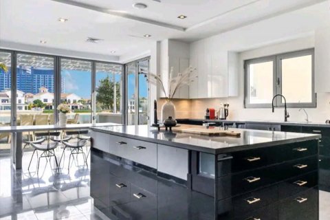 Villa à vendre à  Palm Jumeirah, Dubai, EAU 6 chambres, 976 m2 № 316185 - photo 14