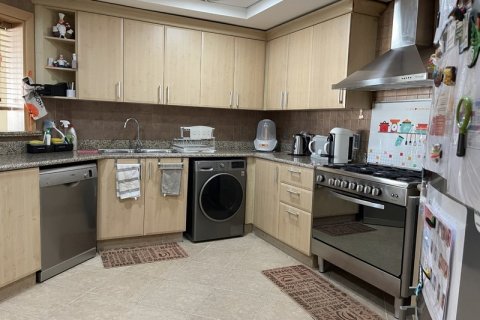 Apartman u Palm Jumeirah, Dubai, UAE 3 spavaćih soba, 199 m2 Br. 114209 - fotografija 13