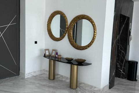 Villa en venta en Palm Jumeirah, Dubai, EAU 9 dormitorios, 1000 m2 № 363247 - foto 3