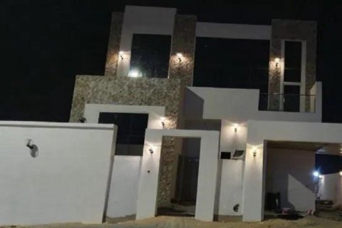 Villa a Tilal City, Sharjah, EAU 433 mq. № 219866