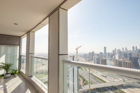 Apartamento para arrendamento em Business Bay, Dubai, EAU 1 quarto, 91.04 m2 № 110242 - foto 2