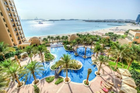 Palm Jumeirah, Dubai, UAE의 판매용 아파트 침실 2개, 1920제곱미터 번호 114177 - 사진 4