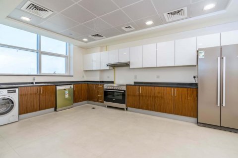 Penthouse in Dubai Marina, Dubai, UAE 3 bedrooms, 495 sq.m. № 309633 - photo 9