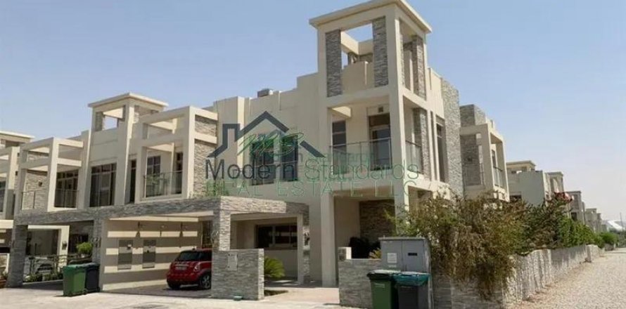 Řadový dům v Meydan Gated Community, Dubai, SAE 4 ložnice, 4500 m² Č.: 297106