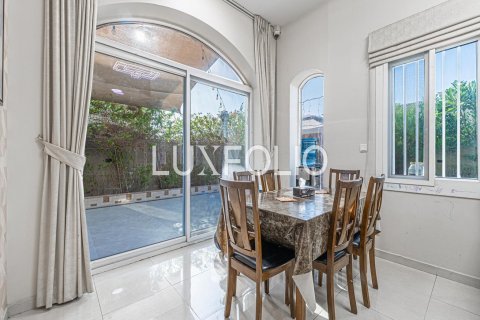 Adosado en venta en Dubai Land, Dubai, EAU 3 dormitorios, 374 m2 № 627771 - foto 11