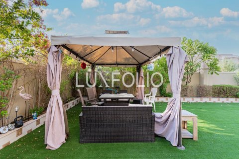 Adosado en venta en Dubai Land, Dubai, EAU 3 dormitorios, 374 m2 № 627771 - foto 7
