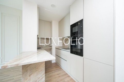 Lägenhet till försäljning i Dubai Marina, Dubai, UAE 1 sovrum, 75 kvm Nr. 627769 - fotografi 7