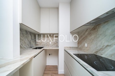 Lägenhet till försäljning i Dubai Marina, Dubai, UAE 1 sovrum, 75 kvm Nr. 627769 - fotografi 8