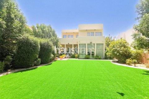 Villa i Arabian Ranches, Dubai, Emiratene 3 soverom, 299 kvm nr. 626186