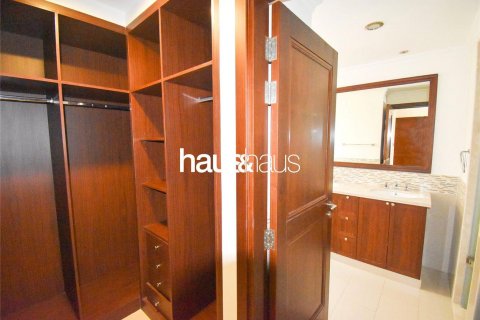 Villa in Arabian Ranches, Dubai, UAE 4 bedrooms, 358 sq.m. № 626185 - photo 9