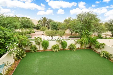 Villa in Arabian Ranches, Dubai, UAE 4 bedrooms, 358 sq.m. № 626185 - photo 3