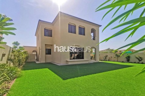 Villa i Arabian Ranches, Dubai, UAE 4 soveværelser, 358 kvm № 626185