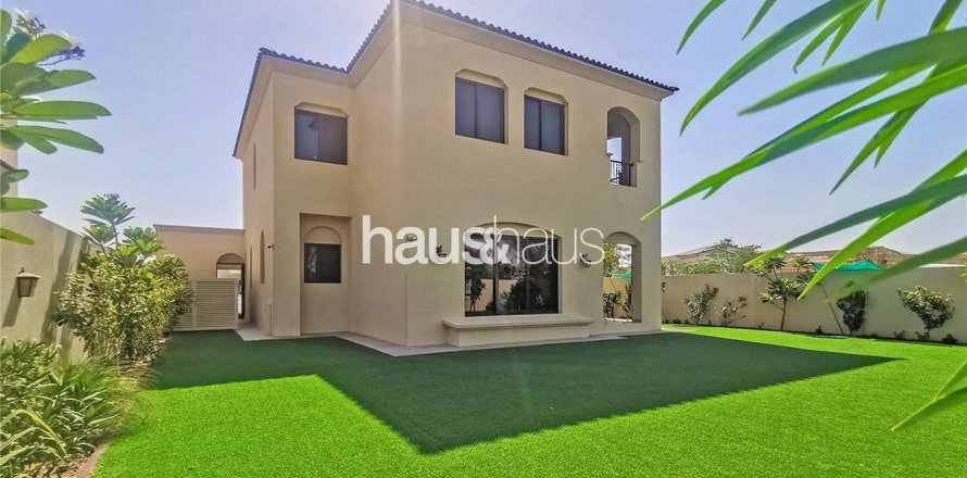 Villa in Arabian Ranches, Dubai, UAE 4 bedrooms, 358 sq.m. № 626185