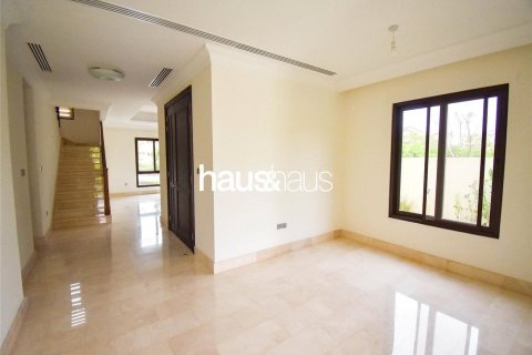 Villa in Arabian Ranches, Dubai, UAE 4 bedrooms, 358 sq.m. № 626185 - photo 6