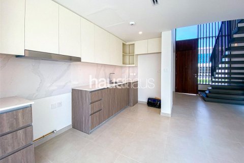 Townhouse til salg i The Valley, Dubai, UAE 4 soveværelser, 201 kvm № 626183 - foto 6