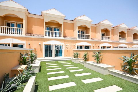 Townhouse sa Jumeirah Village Triangle, Dubai, UAE 2 silid-tulugan, 152 sq.m. № 625886 - larawan 9
