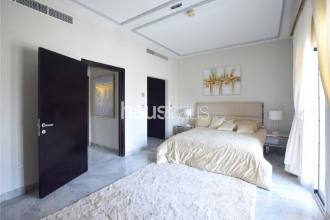 Townhouse sa Jumeirah Village Triangle, Dubai, UAE 2 silid-tulugan, 152 sq.m. № 625886 - larawan 12