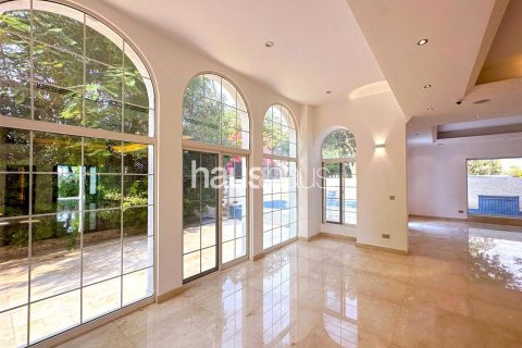 Vila v Emirates Hills, Dubai, SAE 6 ložnice, 860 m² Č.: 625889 - fotografie 8