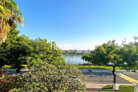 Vila v Emirates Hills, Dubai, SAE 6 ložnice, 860 m² Č.: 625889 - fotografie 5