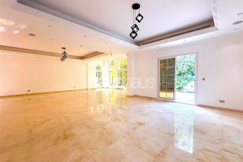 Vila v Emirates Hills, Dubai, SAE 6 ložnice, 860 m² Č.: 625889 - fotografie 15