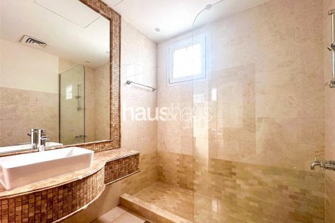Vila v Emirates Hills, Dubai, SAE 6 ložnice, 860 m² Č.: 625889 - fotografie 30