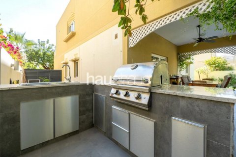 Vila v Meadows, Dubai, SAE 4 ložnice, 373 m² Č.: 626422 - fotografie 11