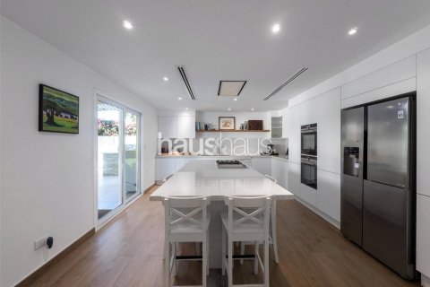 Vila v Meadows, Dubai, SAE 4 ložnice, 373 m² Č.: 626422 - fotografie 21