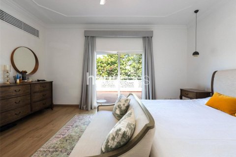 Vila v Meadows, Dubai, SAE 4 ložnice, 373 m² Č.: 626422 - fotografie 12