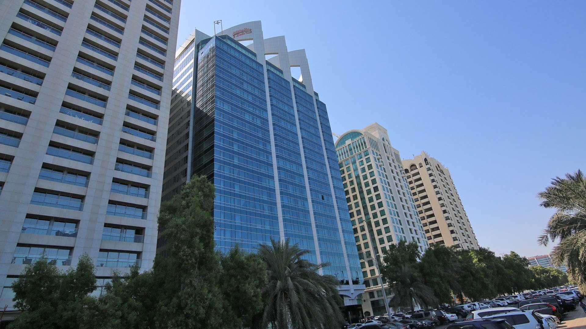 THREE SAILS TOWER