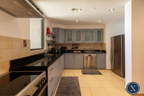 Apartemen di Jumeirah Beach Residence, Dubai, UEA 1 kamar tidur, 112 m2 nomor 627918 - foto 11