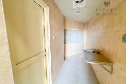Bodega sa Dubai, UAE 733 sq.m. № 569333 - larawan 6
