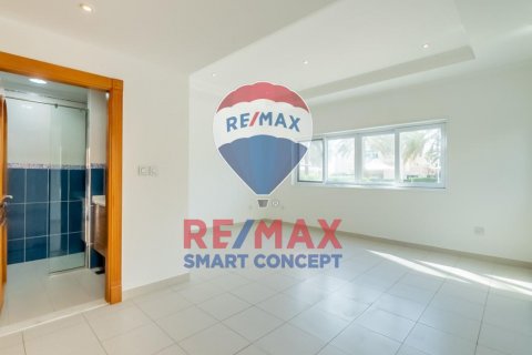 Müüa villa asukohaga Marina Village, Abu Dhabi, AÜE: 5 magamistoaga, 1727.6 m² Nr 447294 - pilt 5