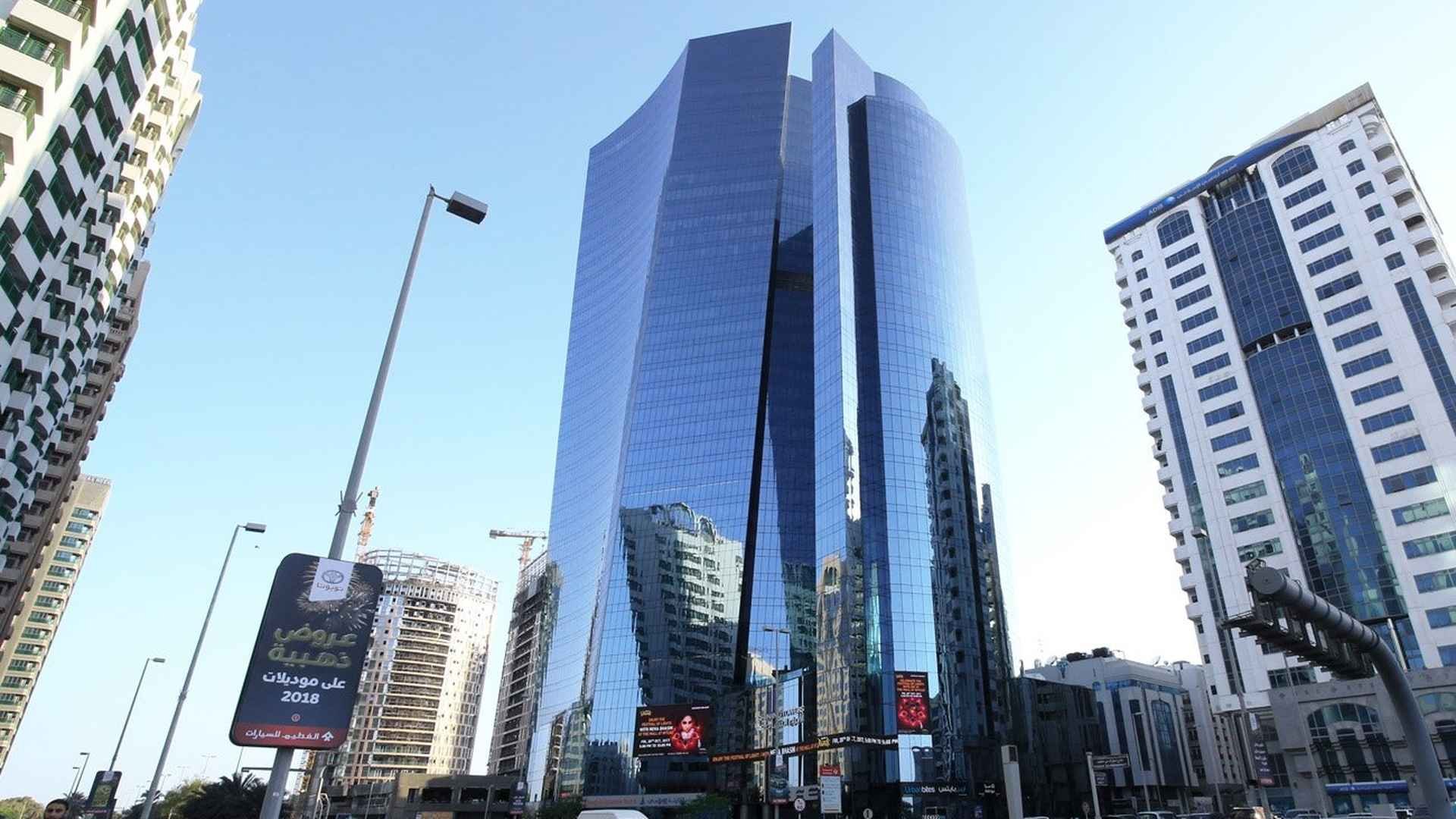 SHINING TOWERS