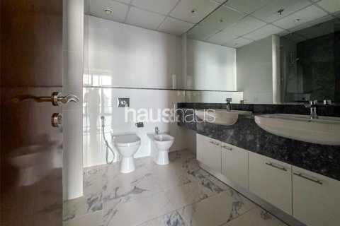 Apartament në Business Bay, Dubai, Emiratet e Bashkuara Arabe 3 dhoma gjumi, 185 m2. № 625948 - Foto 10