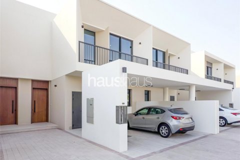 Rekkehus i Town Square, Dubai, Emiratene 3 soverom, 190 kvm nr. 625848