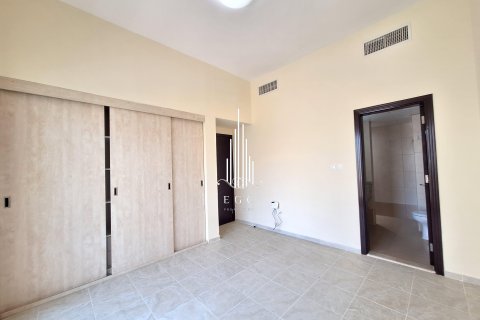 Βίλα σε Al Khalidiya, Abu Dhabi, ΗΑΕ 4 υπνοδωμάτια, 343.7 τ.μ. Αρ. 453567 - φωτογραφία 21