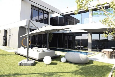Řadový dům v Tilal City, Sharjah, SAE 4 ložnice, 238.3 m² Č.: 488989
