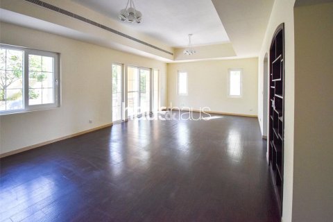 Villa in Arabian Ranches, Dubai, UAE 3 bedrooms, 331 sq.m. № 625406 - photo 18