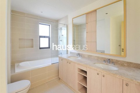 Таунхаус Рим, Дубай, БАӘ-да 3 жатын бөлмелер, 213 м² № 625407 - фото 9