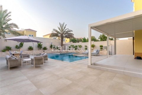 فيلا للبيع في Jumeirah Park، دبي، الإمارات العربية المتحدة 3 غرفة نوم ، 295 متر مربع ، رقم 625163 - صورة 27