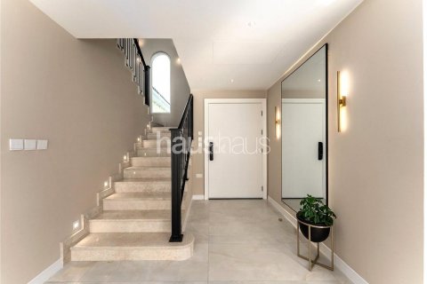 فيلا للبيع في Jumeirah Park، دبي، الإمارات العربية المتحدة 3 غرفة نوم ، 295 متر مربع ، رقم 625163 - صورة 12