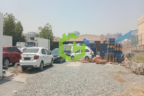 Terreno en alquiler en Al Qusais, Dubai, EAU 1326.4 m2 № 457522 - foto 7