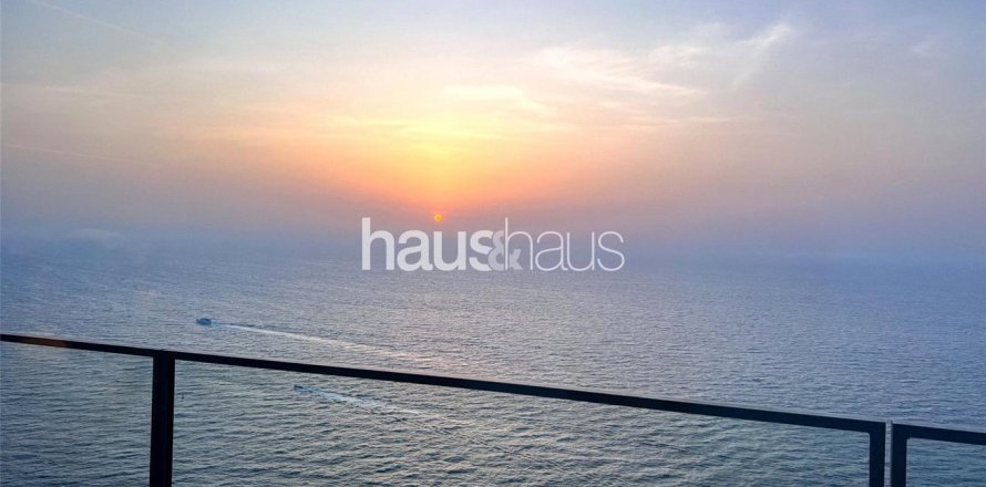 Duplex in Palm Jumeirah, Dubai, UAE 2 bedrooms, 288 sq.m. № 626060