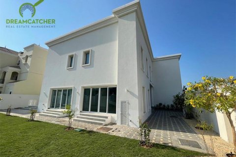 Villa Al Hamra Village, Ras Al Khaimahjā, AAE 6 istabas, 731.3 m2 Nr. 588712