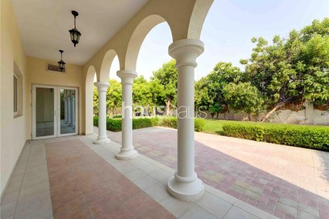 Villa à vendre à Dubai Investment Park, Dubai, EAU 5 chambres, 577 m2 № 625390 - photo 4