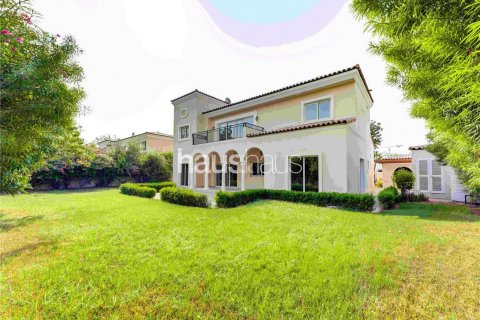 Villa à vendre à Dubai Investment Park, Dubai, EAU 5 chambres, 577 m2 № 625390 - photo 2