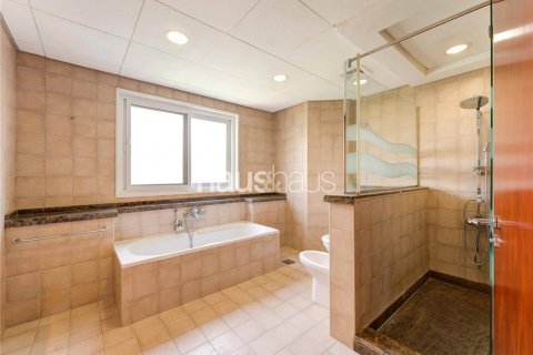Villa à vendre à Dubai Investment Park, Dubai, EAU 5 chambres, 577 m2 № 625390 - photo 25
